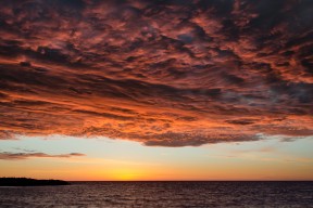 开云官方网-五大联赛后防稳定性排名与换人策略分析，五大联赛人员变动