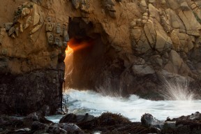 开云体育-特斯·冯·迪克：精准的直塞球让南非队的进攻打破对方防线，冯 斯特拉克