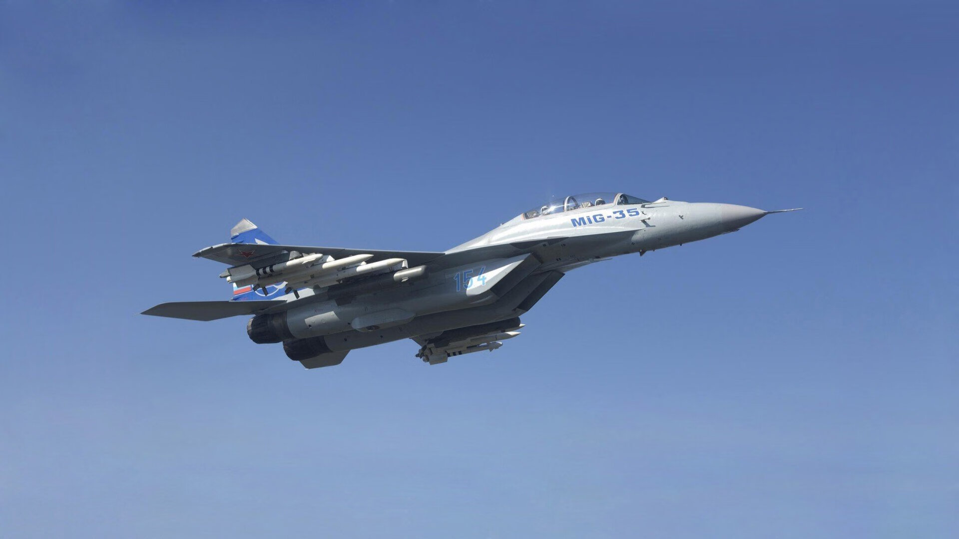 “尼古拉斯·桑特基的传球与进攻结合，推动阿根廷美洲狮队迈向世界巅峰”