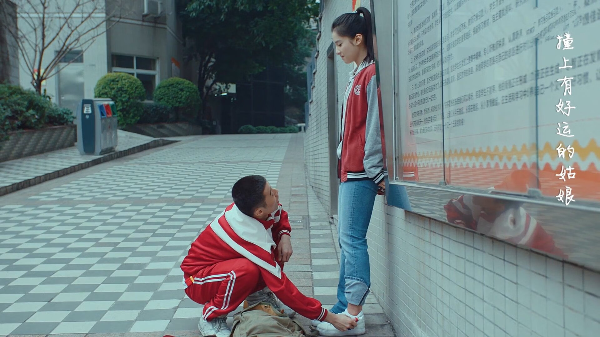 未来足球：场馆融入智慧空气净化系统，打造绿色健康环境，创意足球场馆